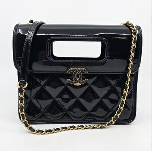 Chanel Graphic Catch Patent Flap Bag